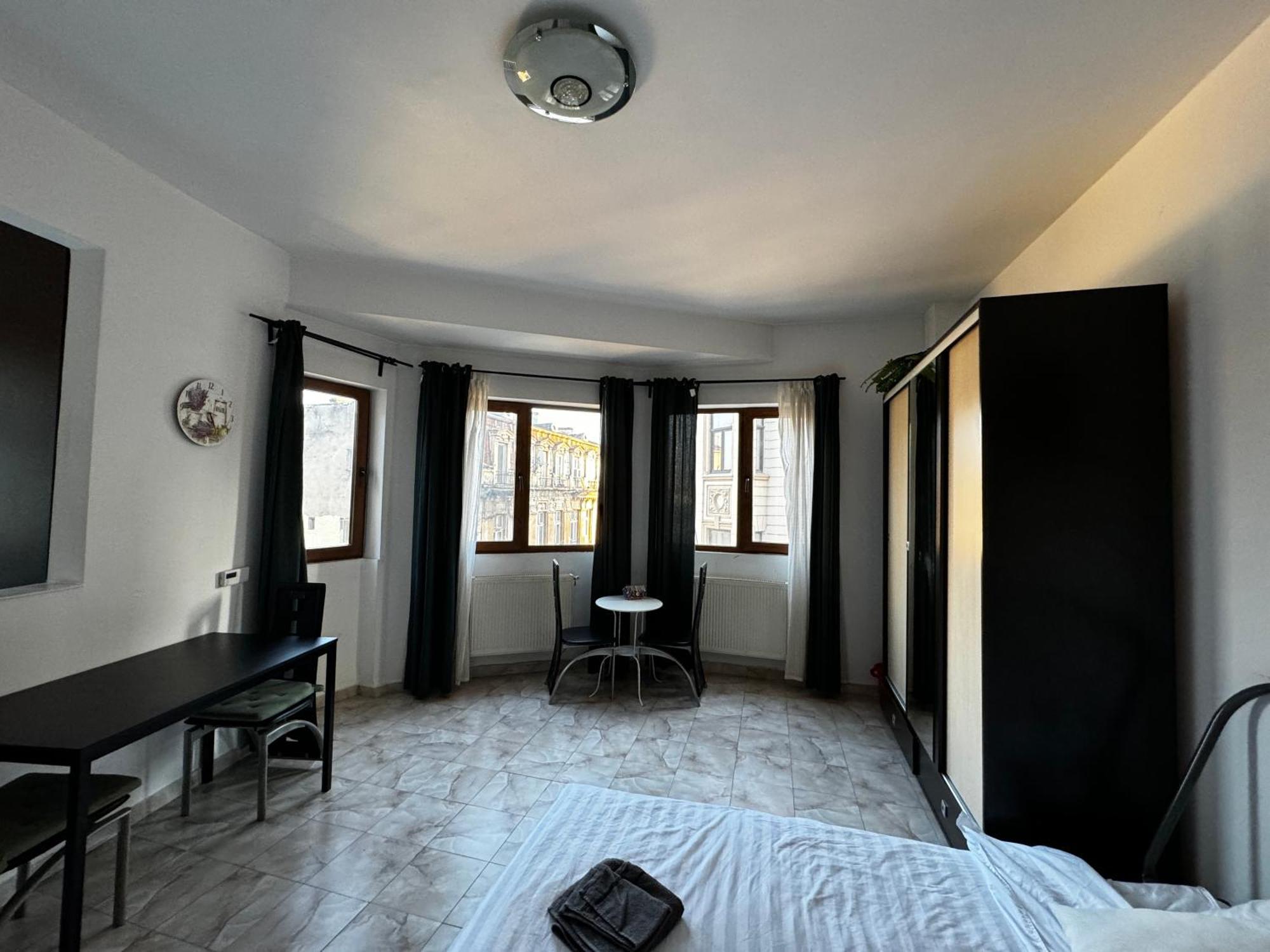 Old Town Studios By Chr Luxury Property Бухарест Екстер'єр фото